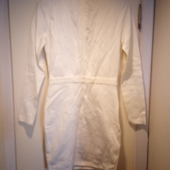 Bebe dress blk & wte long sleeve v sheer front laced mesh mini zip back S Nwt - Picture 5 of 9